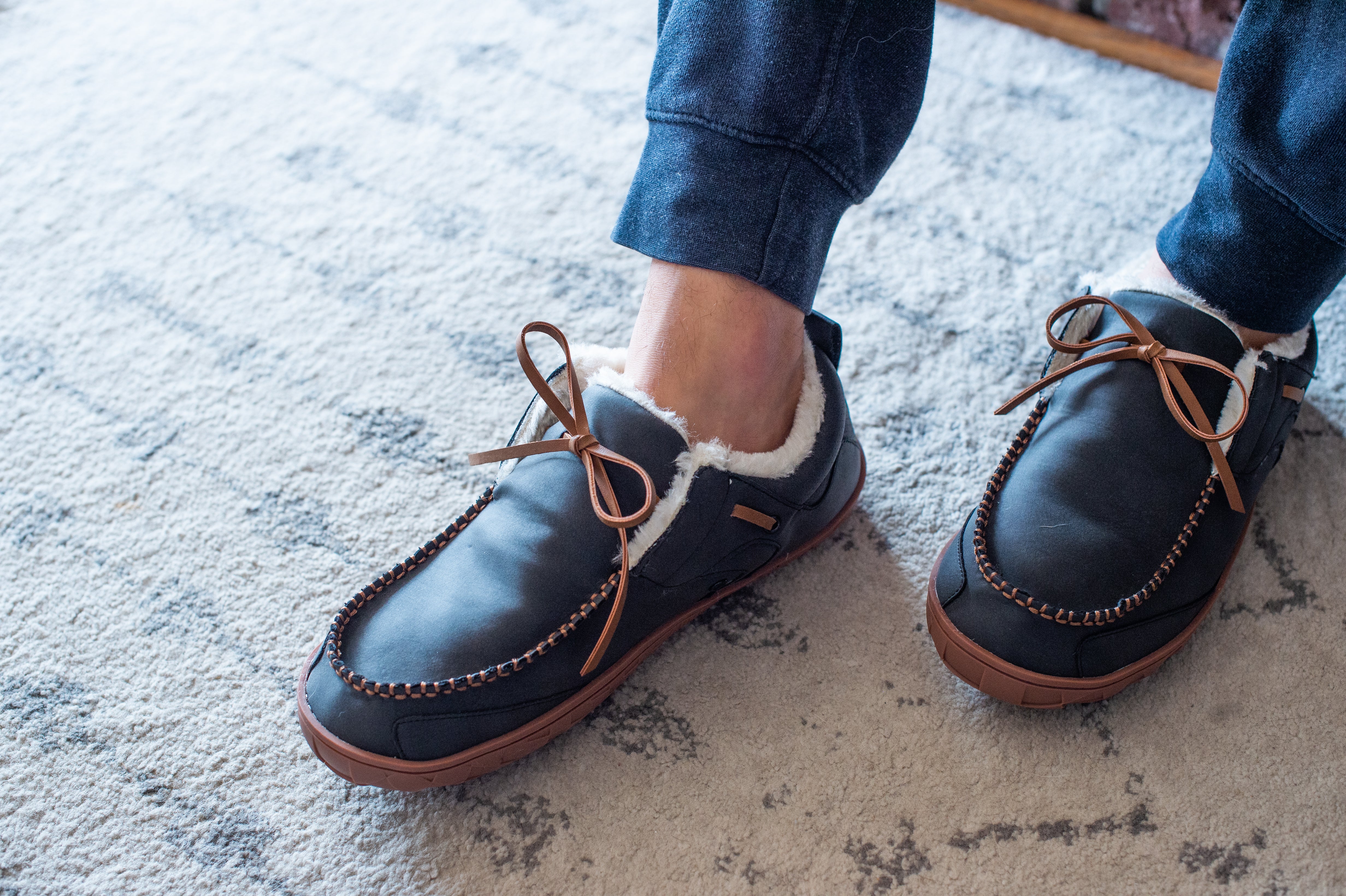#color_Cancun Black/Gum
