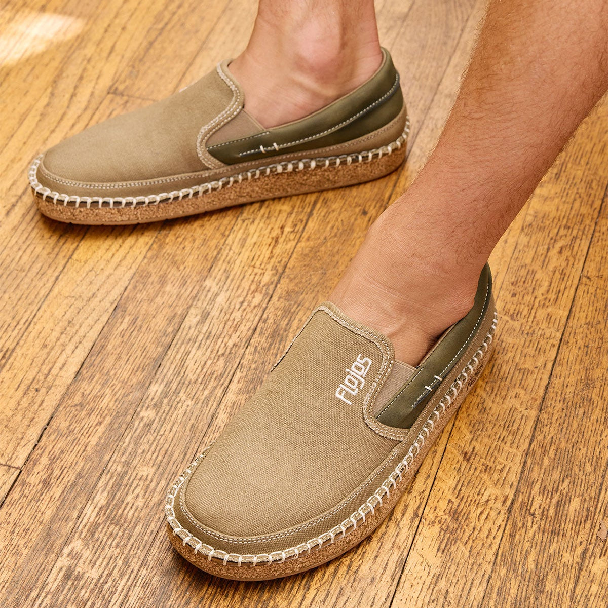 #color_Khaki/Gum