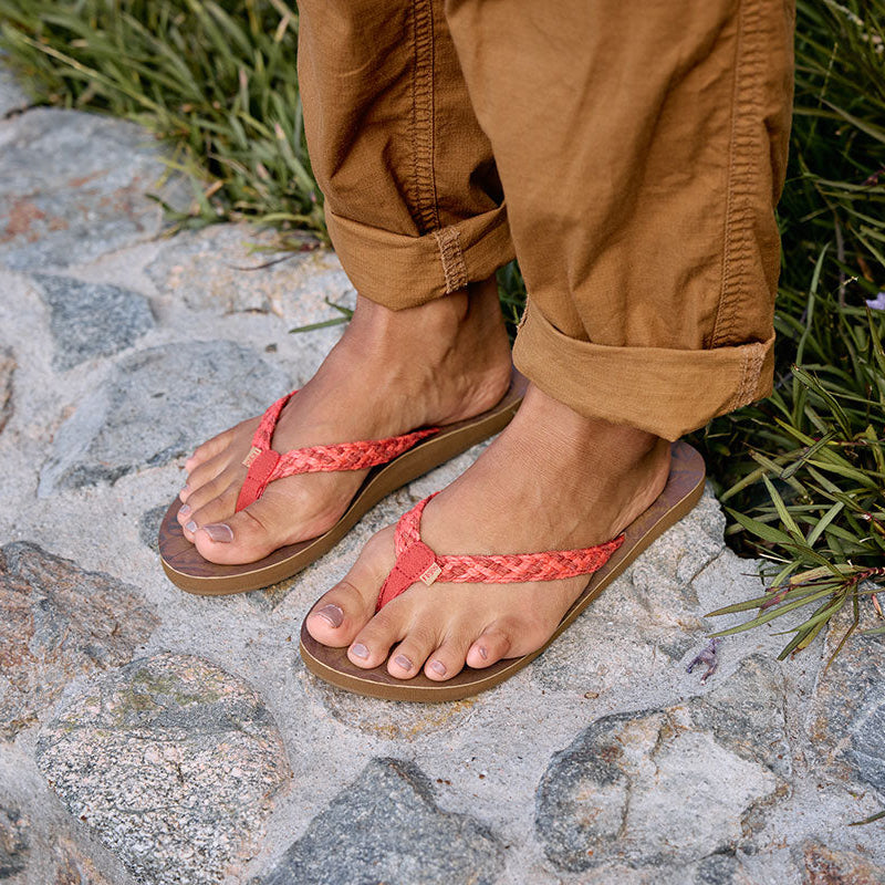 #color_Red/Tan